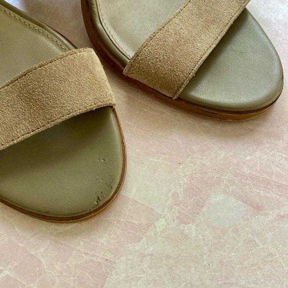 Hinge Taupe Leather Ankle Zip Heeled Sandals Sz 11 - Picture 7 of 13